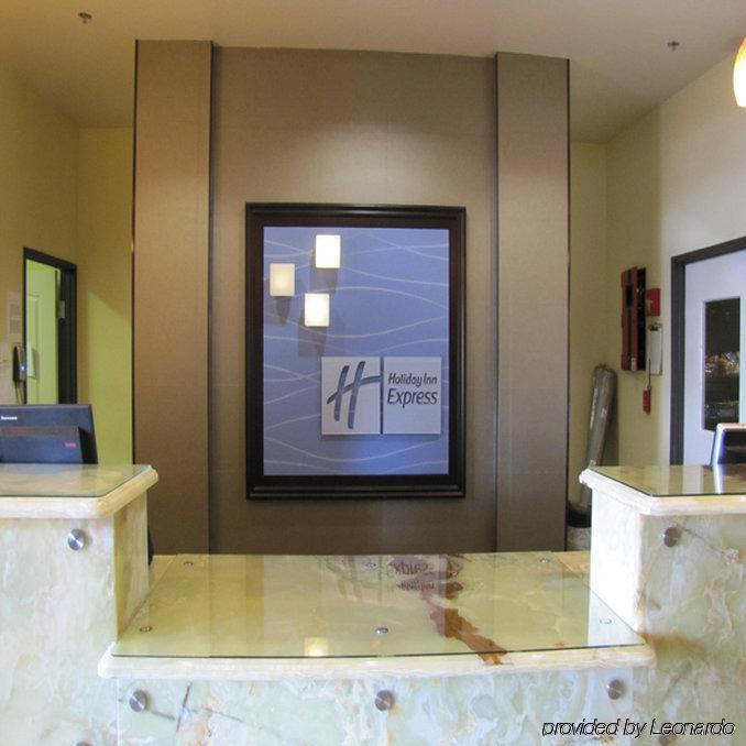 Holiday Inn Express & Suites Dallas Fair Park, An Ihg Hotel Interior photo